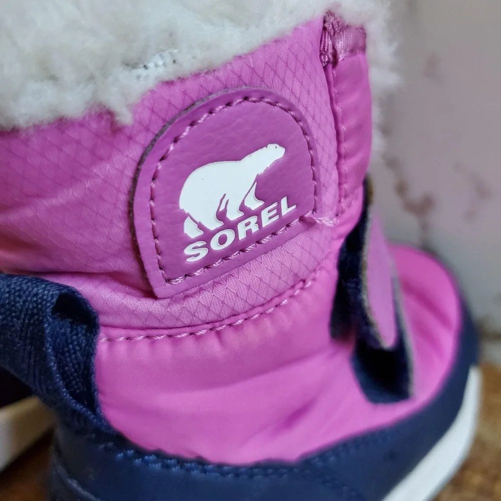 Sorel Boots Kids 9 Pink Hook & Loop Faux Fur Insulated Winter Snow NC3875-547